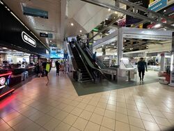 Sim Lim Square (D7), Shop House #498278121